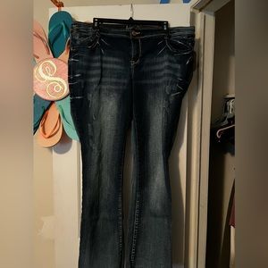 Plus size flare legged jeans
Size 18